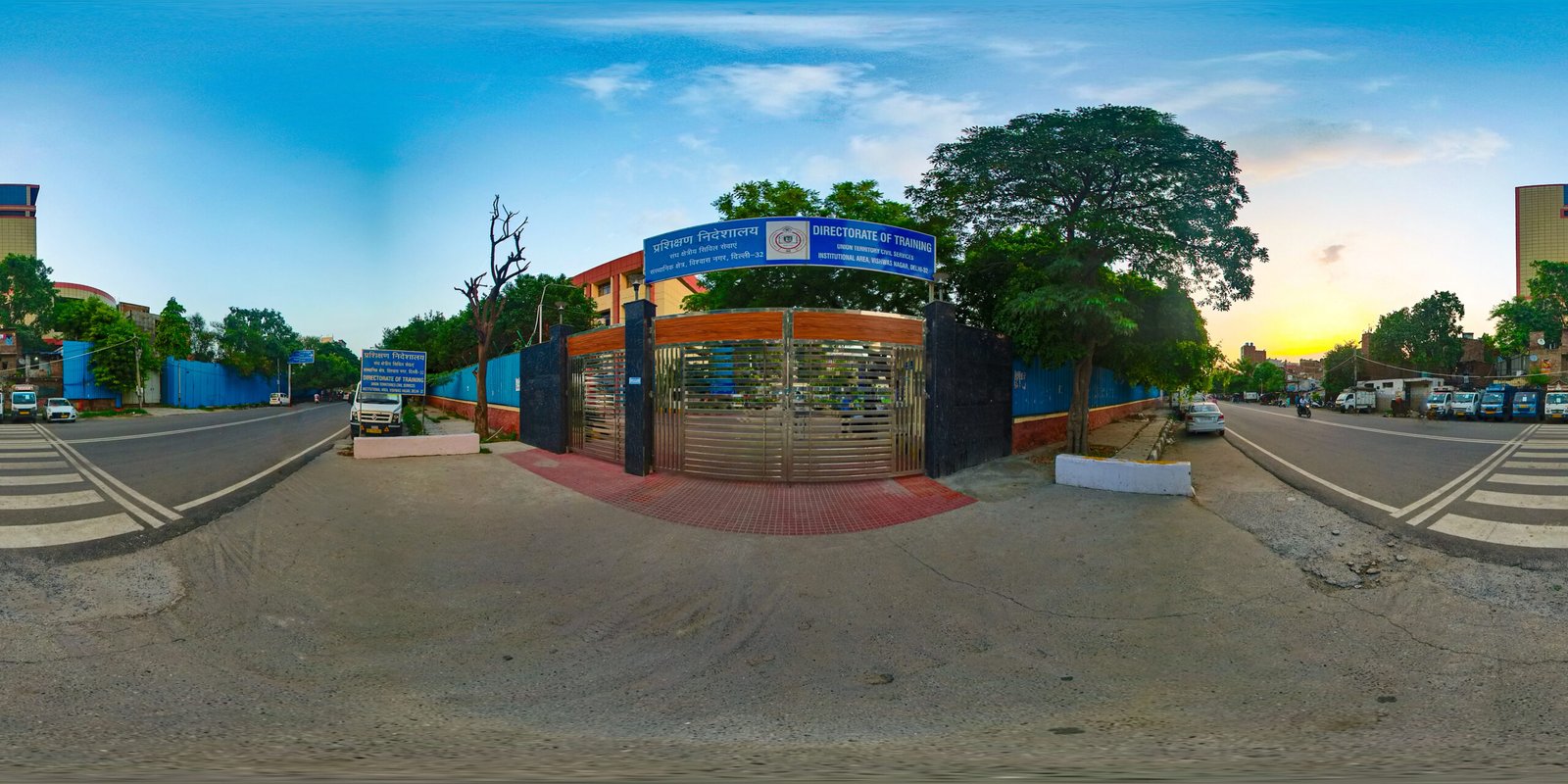 1.ut entrance